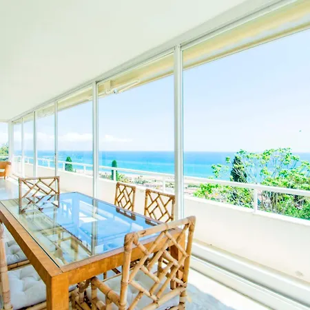 Torre Moruna كاستيلديفيلس